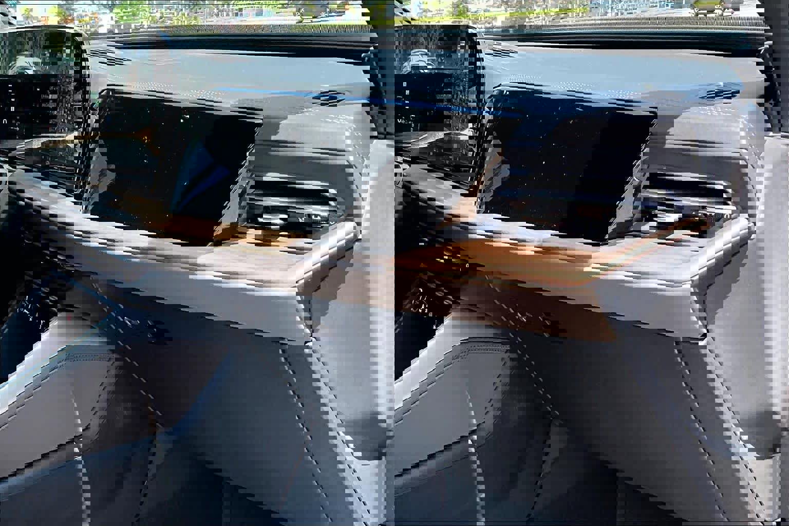 Used 2025 Audi Q5 Premium Plus w/ Premium Plus image 19