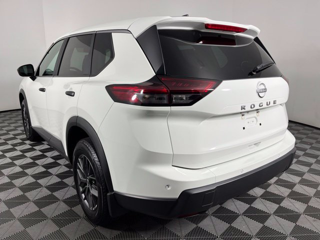 Certified 2025 Nissan Rogue S FWD image 8