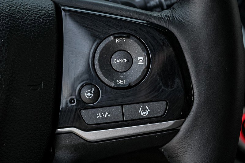 Used 2020 Honda Odyssey Elite image 17