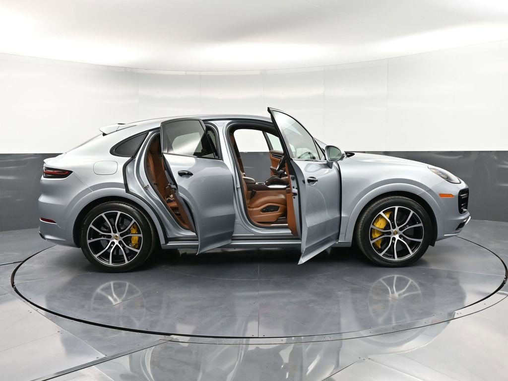 Certified 2023 Porsche Cayenne Turbo image 39