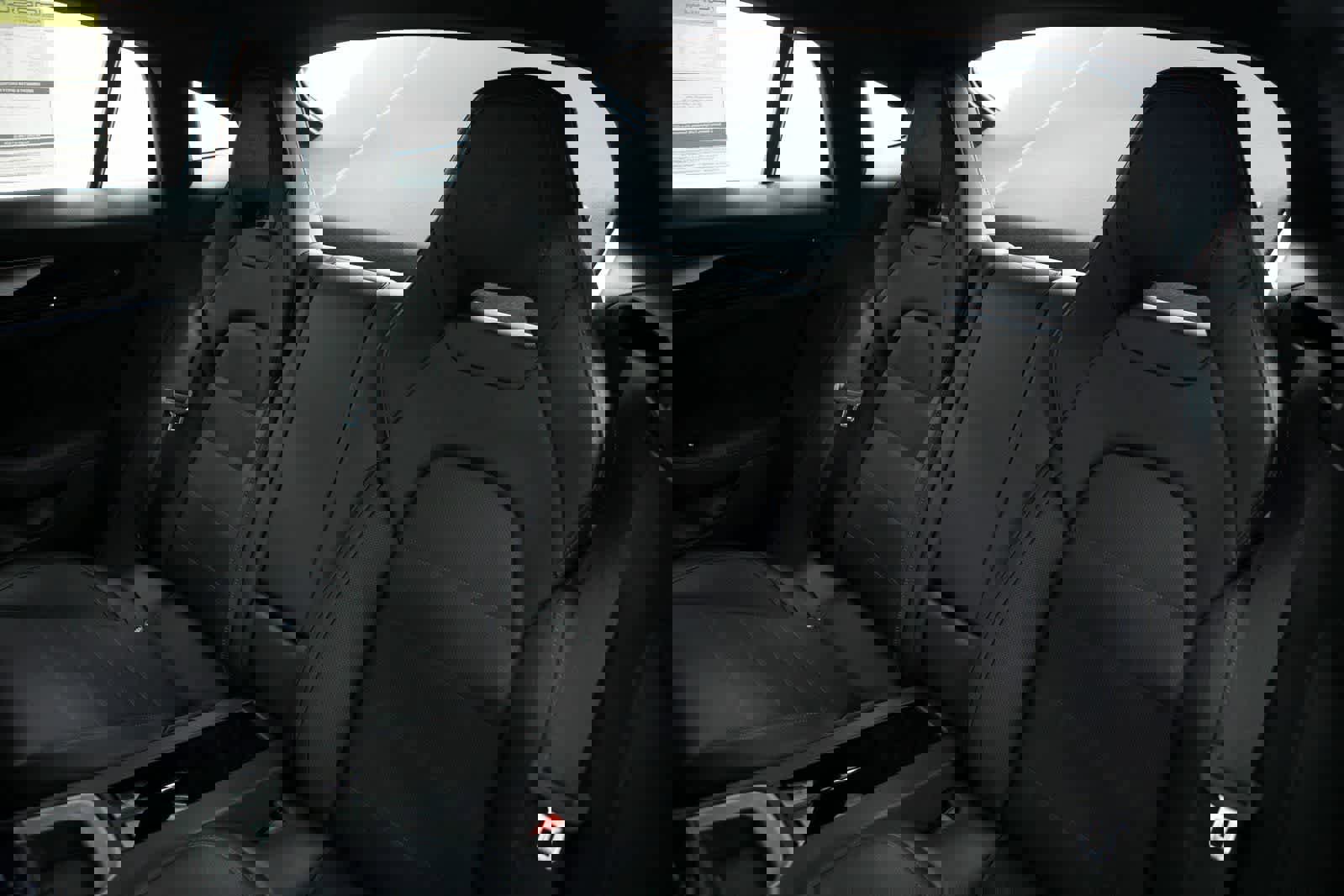 New 2026 Porsche Panamera 4S image 32