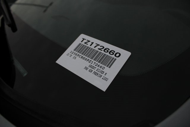 Used 2023 Cadillac XT6 Premium Luxury w/ LPO, Floor Liner Package image 33