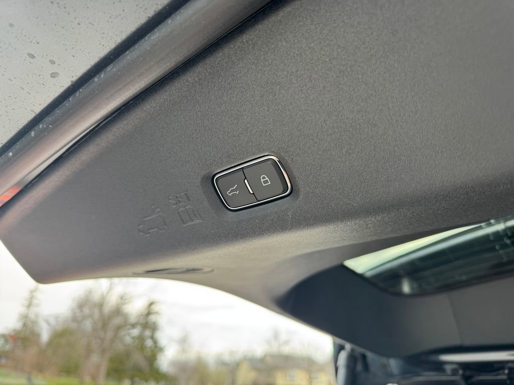 Used 2025 Ford Expedition Platinum w/ Driver's Package image 15