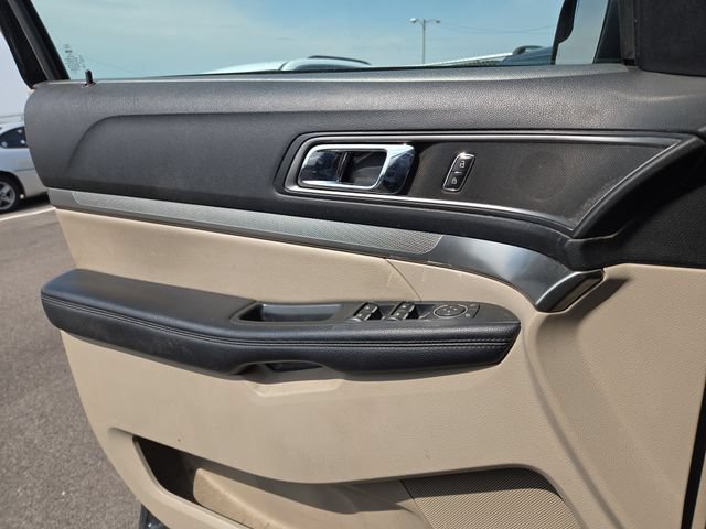 Used 2019 Ford Explorer XLT AWD/4WD image 19