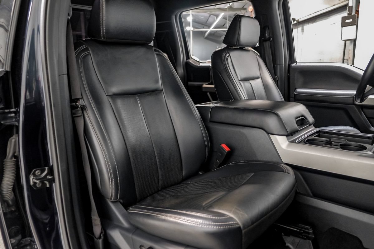 Used 2022 Ford F250 Lariat w/ Black Appearance Package AWD/4WD image 33