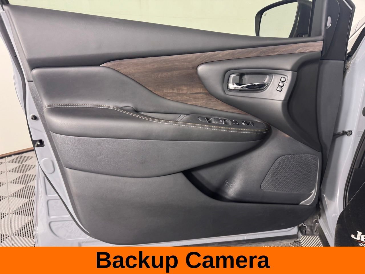Used 2023 Nissan Murano Platinum w/ Cargo Package FWD image 11