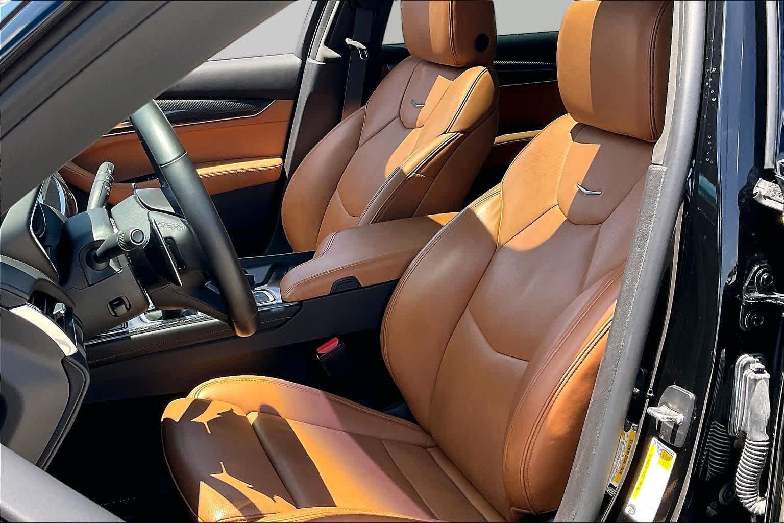 Used 2024 Cadillac CT5 V w/ Platinum Package RWD image 9