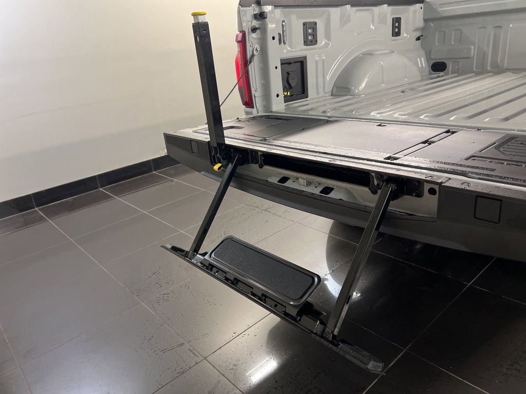 New 2026 Ford F150 XLT w/ Equipment Group 302A MID image 39