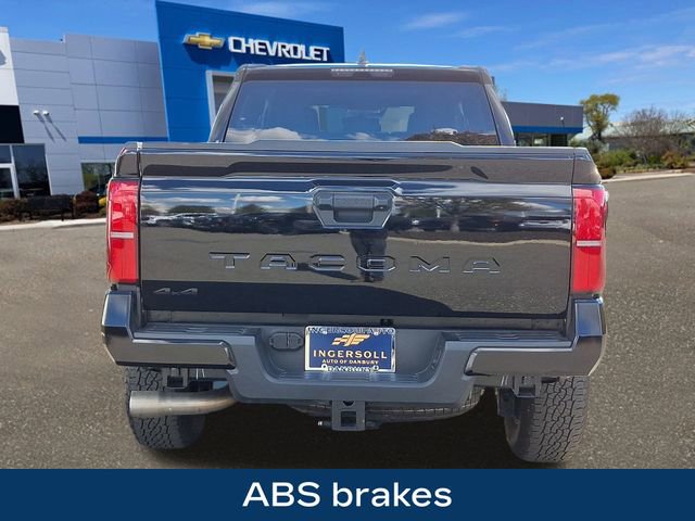 Used 2025 Toyota Tacoma TRD Off-Road image 7