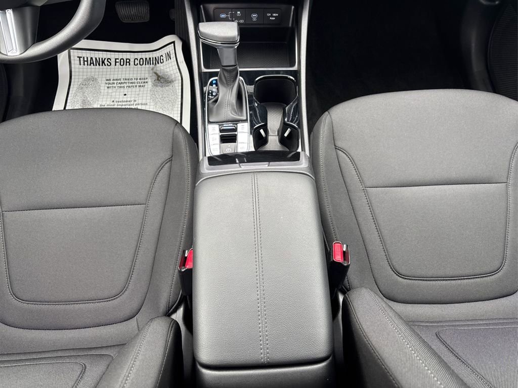 Used 2025 Hyundai Tucson SE image 20
