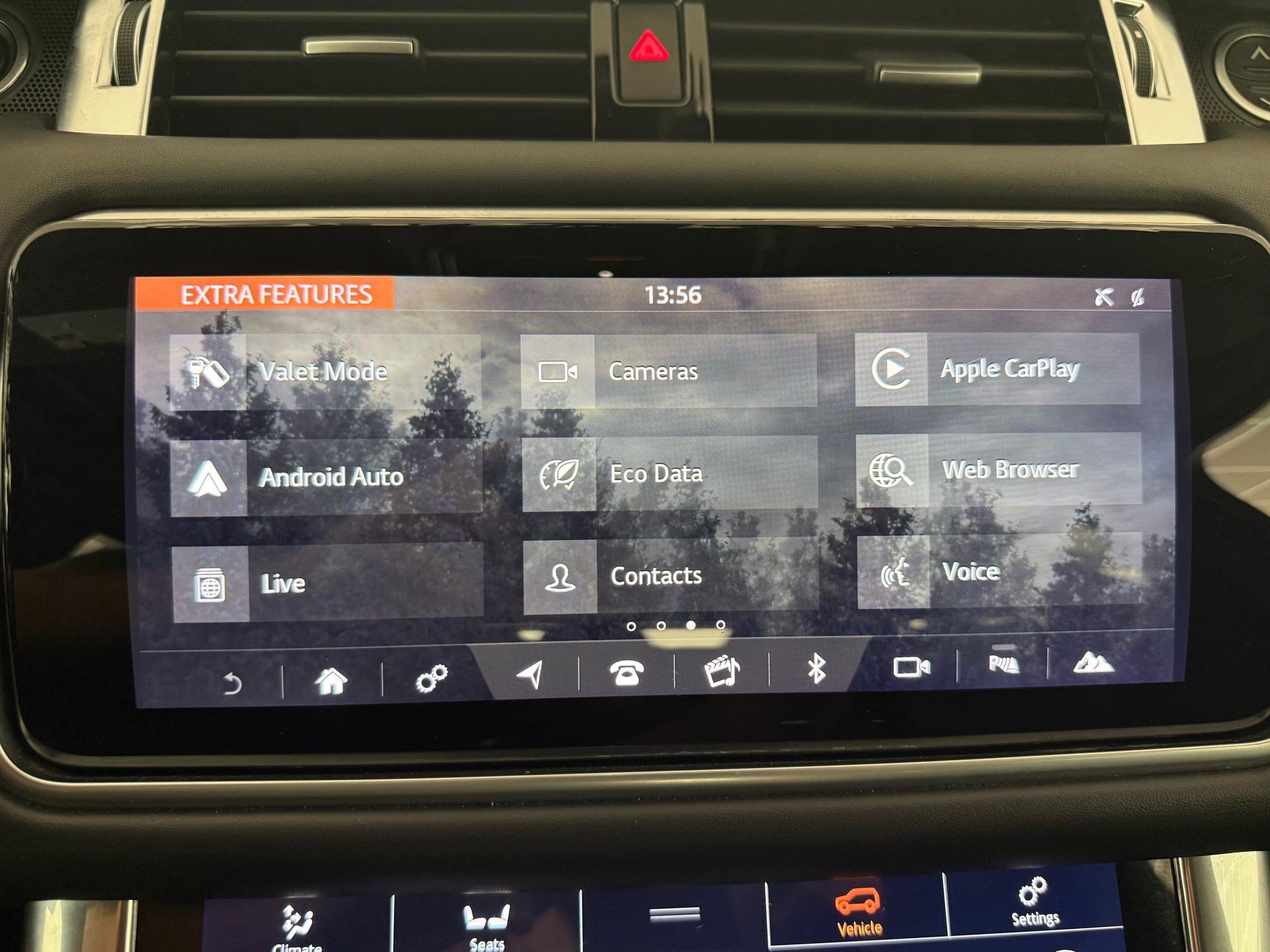 Used 2020 Land Rover Range Rover Sport SVR AWD/4WD image 20