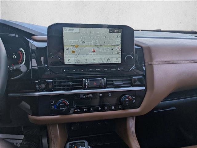 Used 2025 Nissan Pathfinder Platinum w/ Cargo Package AWD/4WD image 12