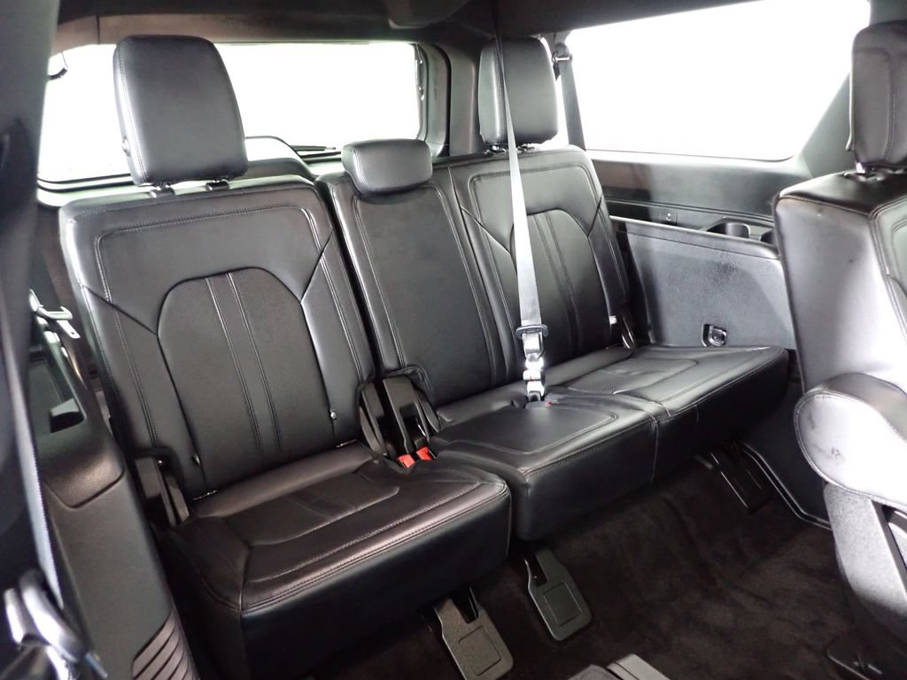 Used 2021 Ford Expedition Max Limited AWD/4WD image 38