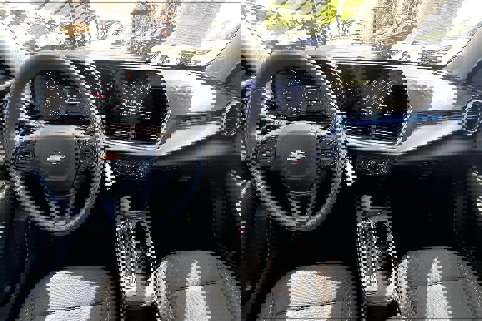 Used 2025 Chevrolet Trax LS image 15