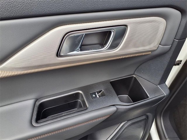 New 2026 Ford Explorer Active image 9