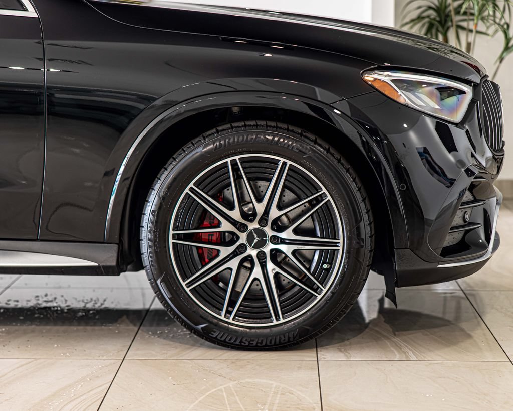 Used 2025 Mercedes-Benz GLC 63 AMG S w/ Driver Assistance Package image 10