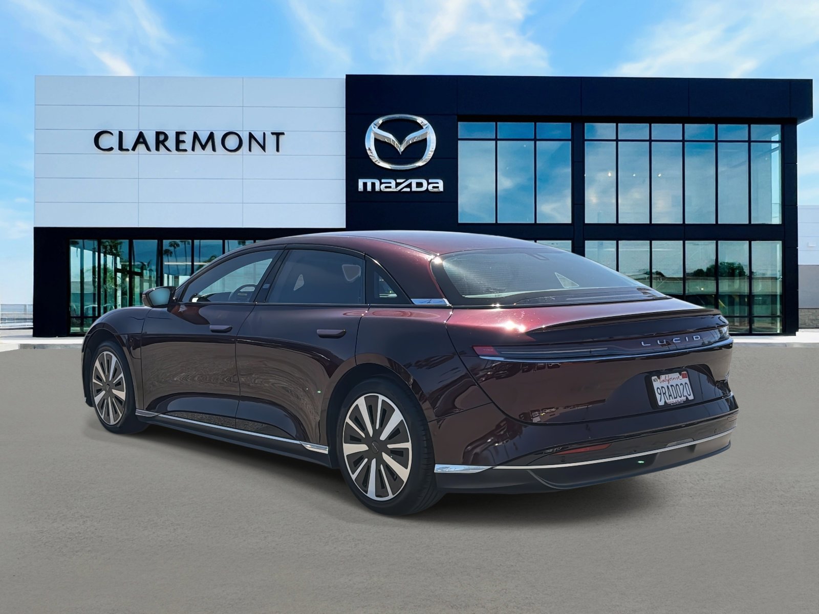 Used 2024 Lucid Air Touring image 6