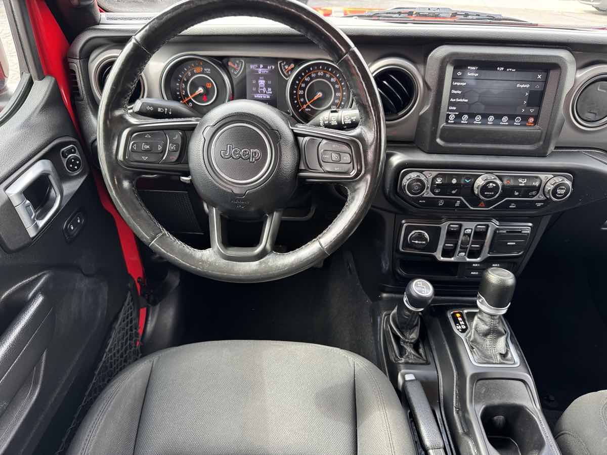 Used 2023 Jeep Wrangler Unlimited Sport AWD/4WD image 24