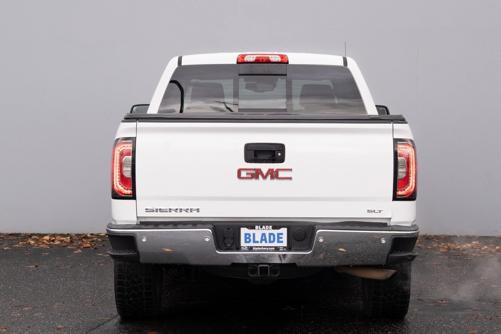 Used 2018 GMC Sierra 1500 SLT image 25