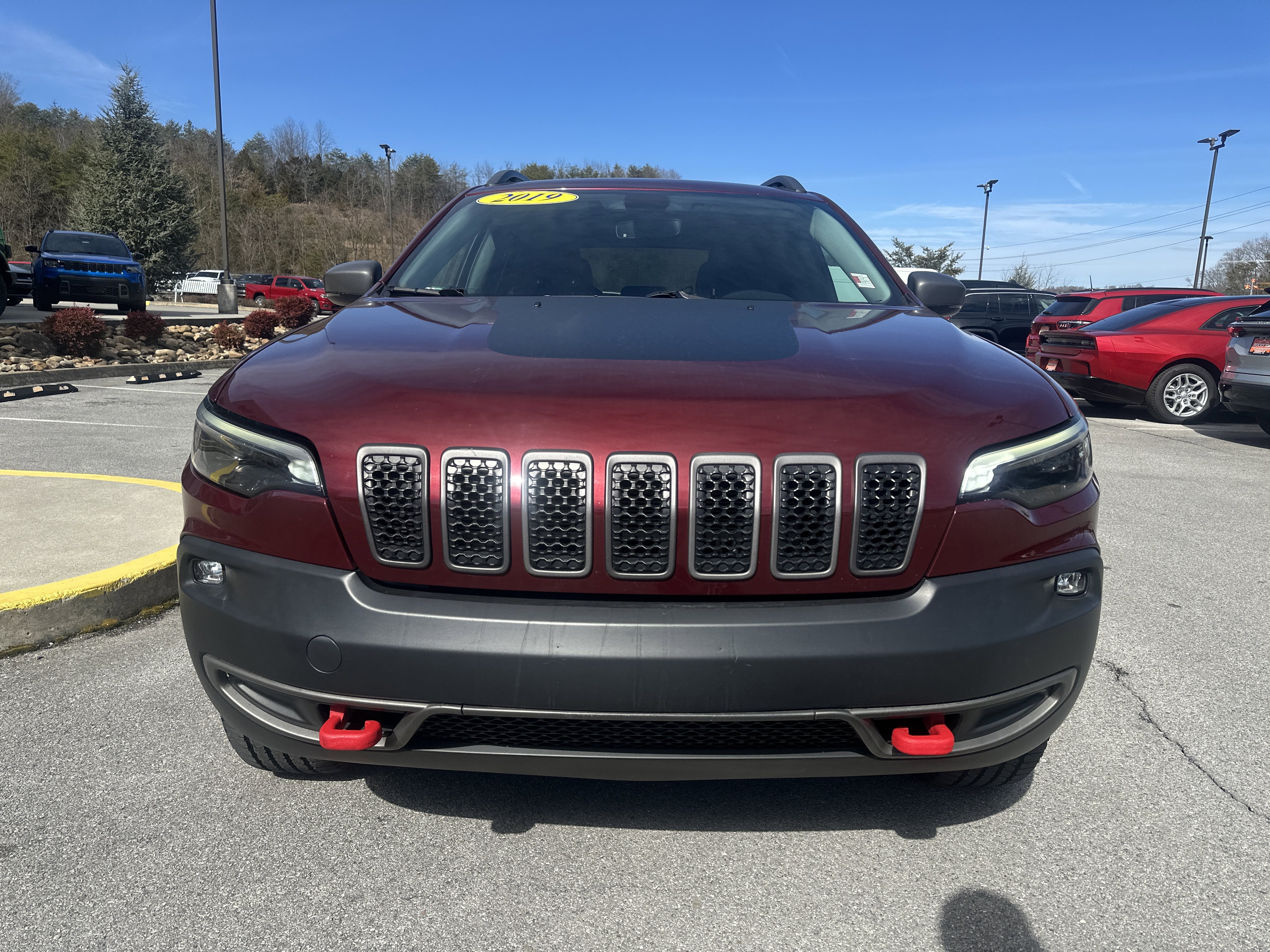 Used 2019 Jeep Cherokee Trailhawk w/ Comfort/Convenience Group image 3