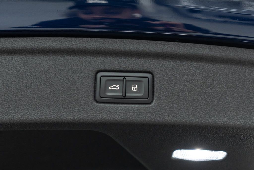 Used 2022 Audi S5 Premium w/ Convenience Package image 37