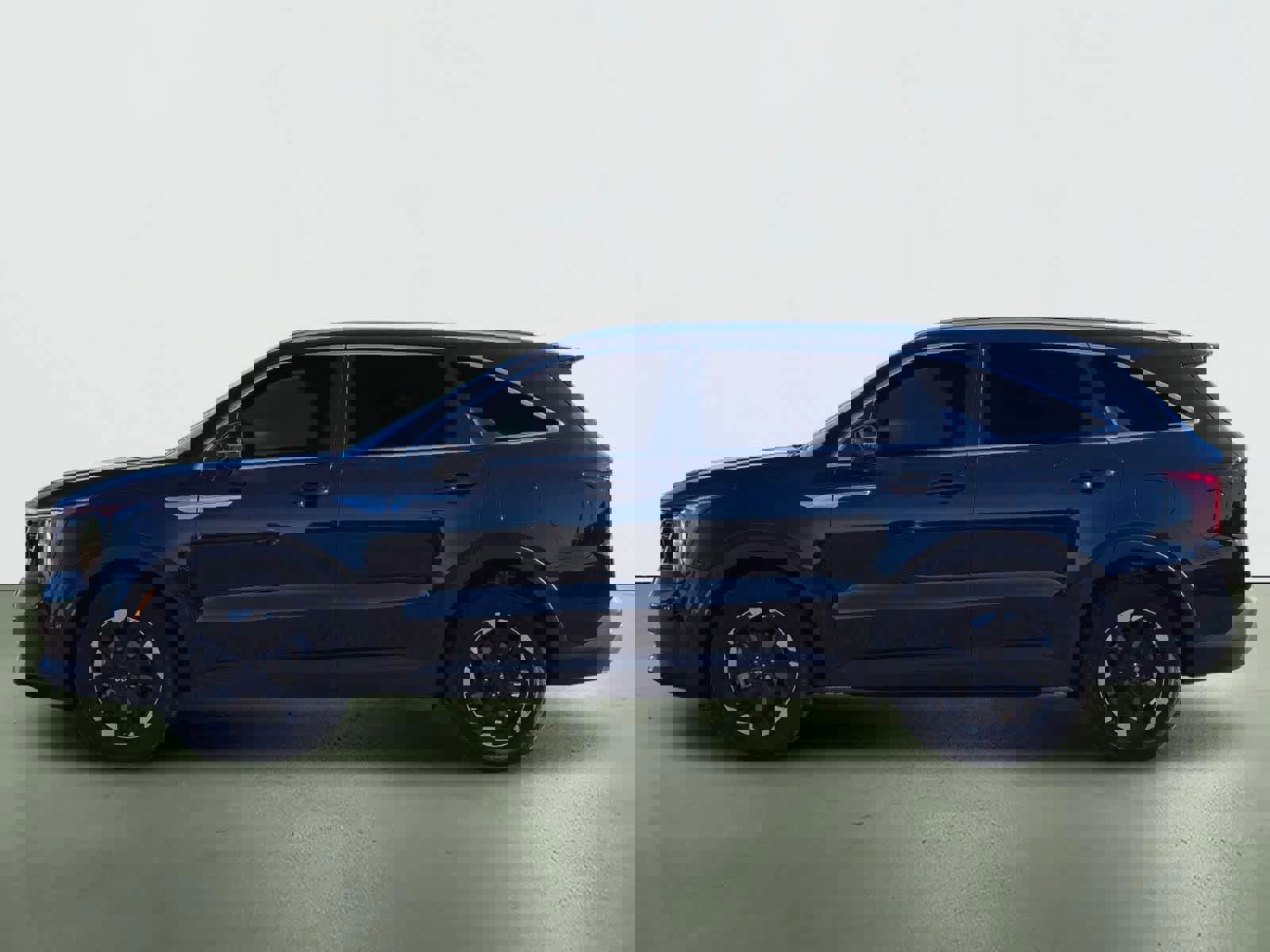 Used 2025 Kia Sorento S w/ Panoramic Sunroof Package FWD image 4