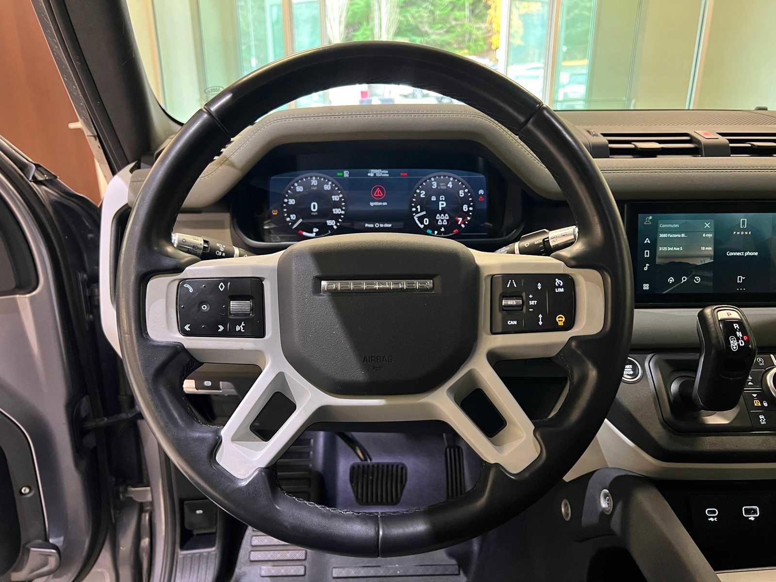 Used 2020 Land Rover Defender 110 SE image 19