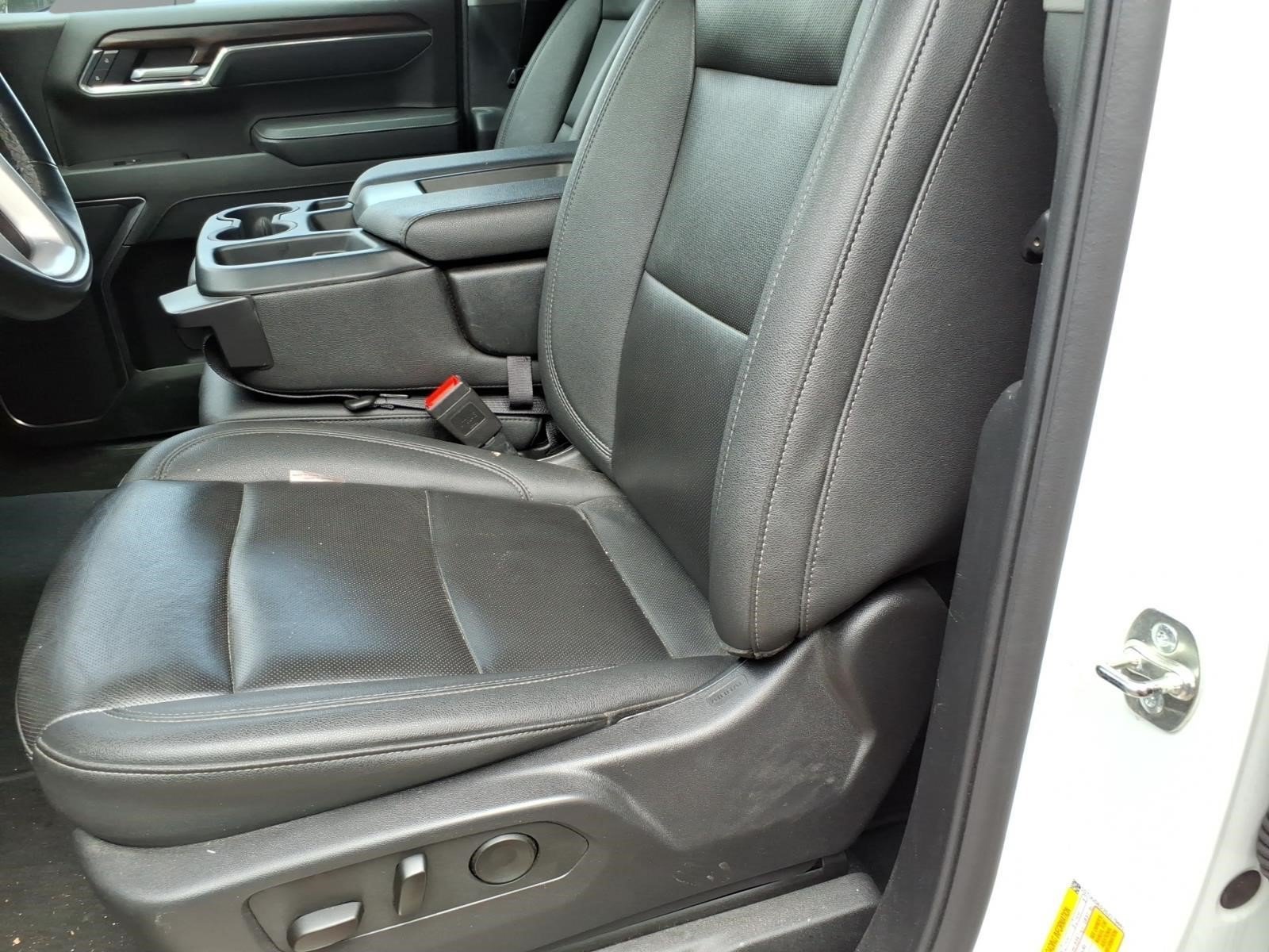 Used 2025 GMC Sierra 1500 SLT AWD/4WD image 9