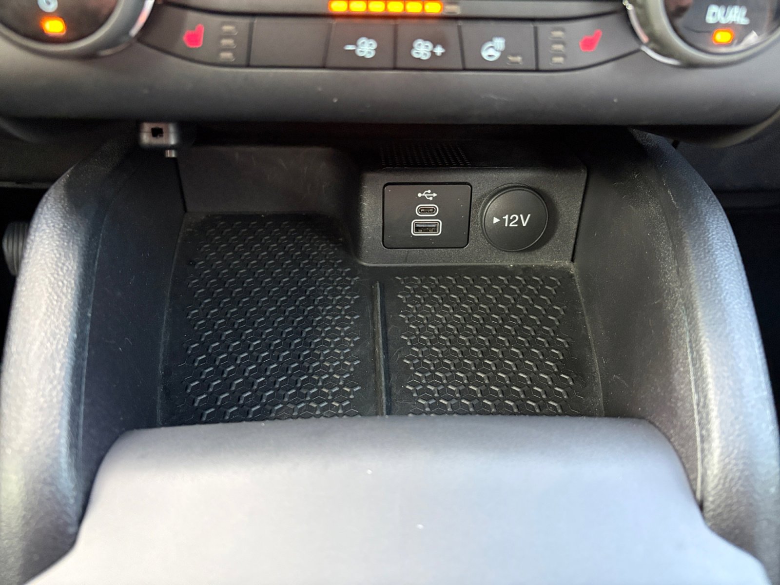 Used 2023 Ford Bronco Sport Outer Banks AWD/4WD image 19