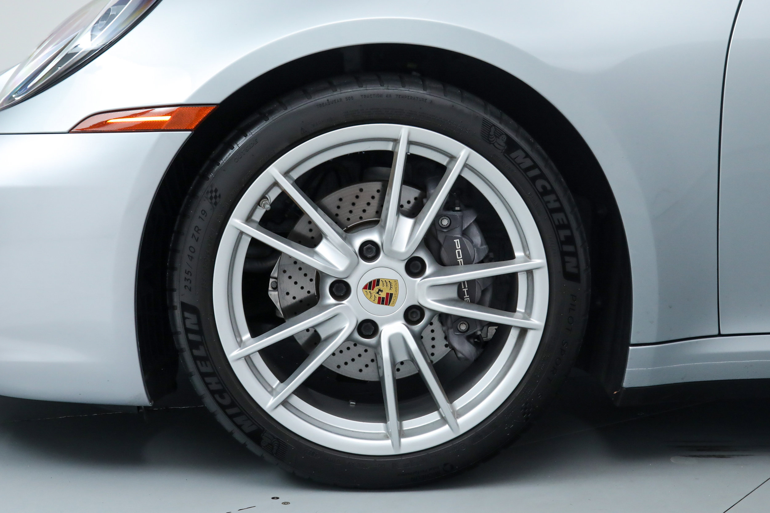 Used 2022 Porsche 911 Carrera RWD image 37