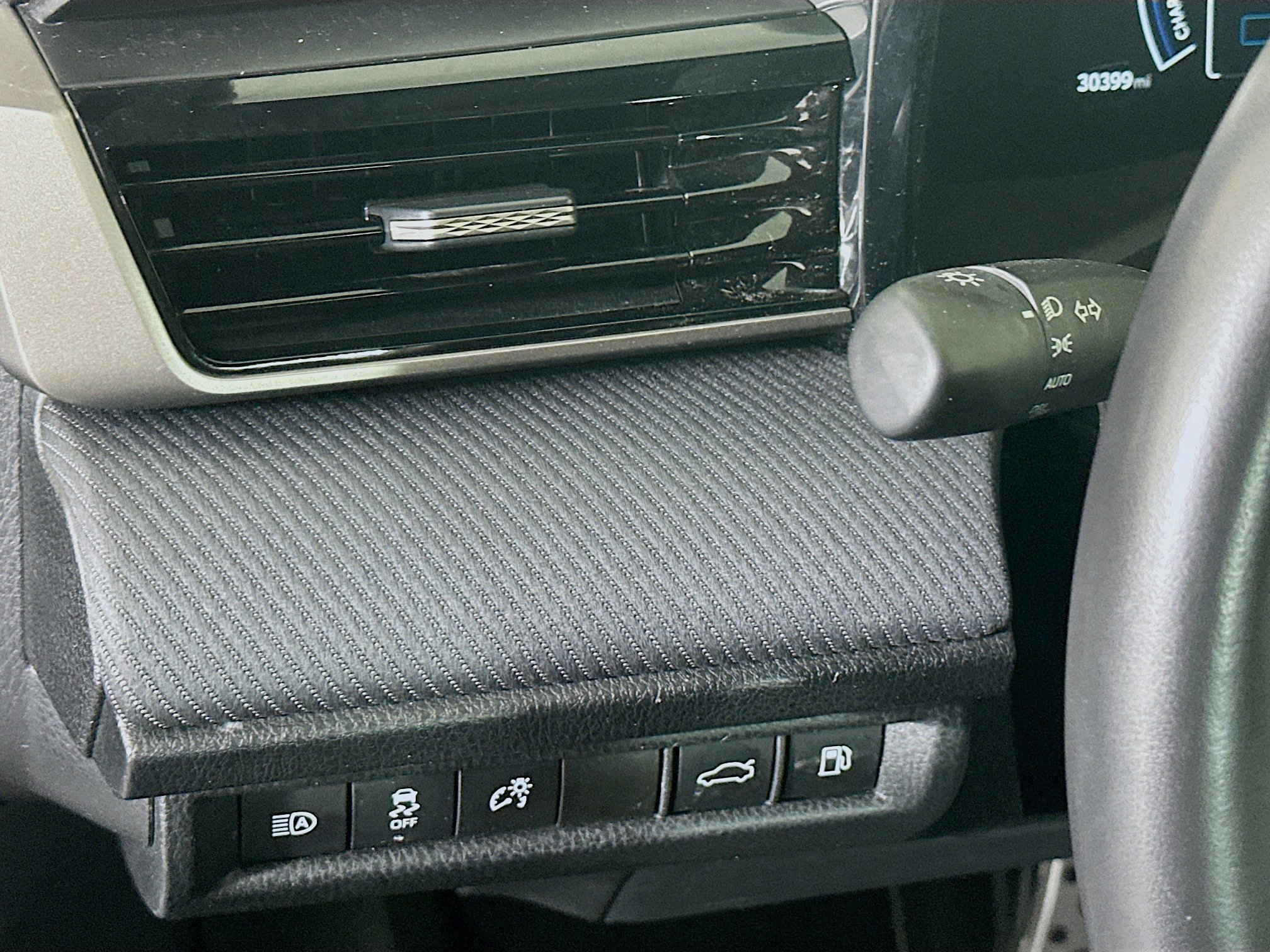 Used 2025 Toyota Camry SE image 17