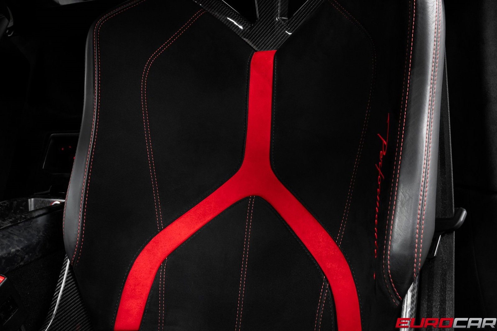 Used 2018 Lamborghini Huracan Performante image 40