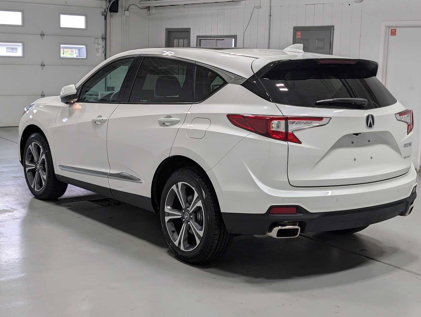 Certified 2024 Acura RDX w/ Advance Package AWD/4WD image 10