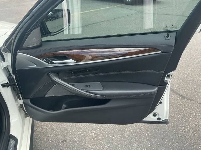 Used 2019 BMW M550i xDrive AWD/4WD image 17