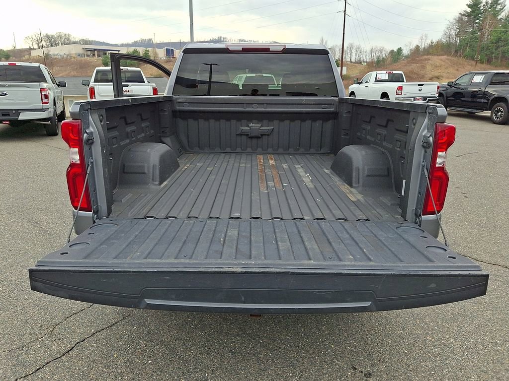 Used 2020 Chevrolet Silverado 1500 Custom w/ Custom Value Package image 29