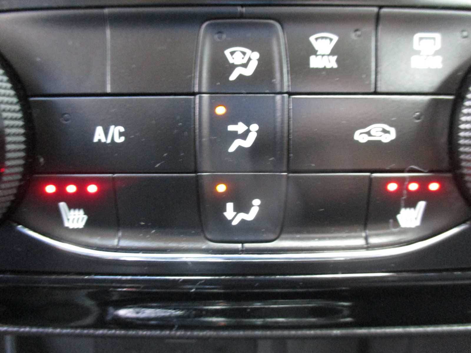 Used 2022 Buick Encore GX Preferred w/ Cold Weather Comfort Package FWD image 37