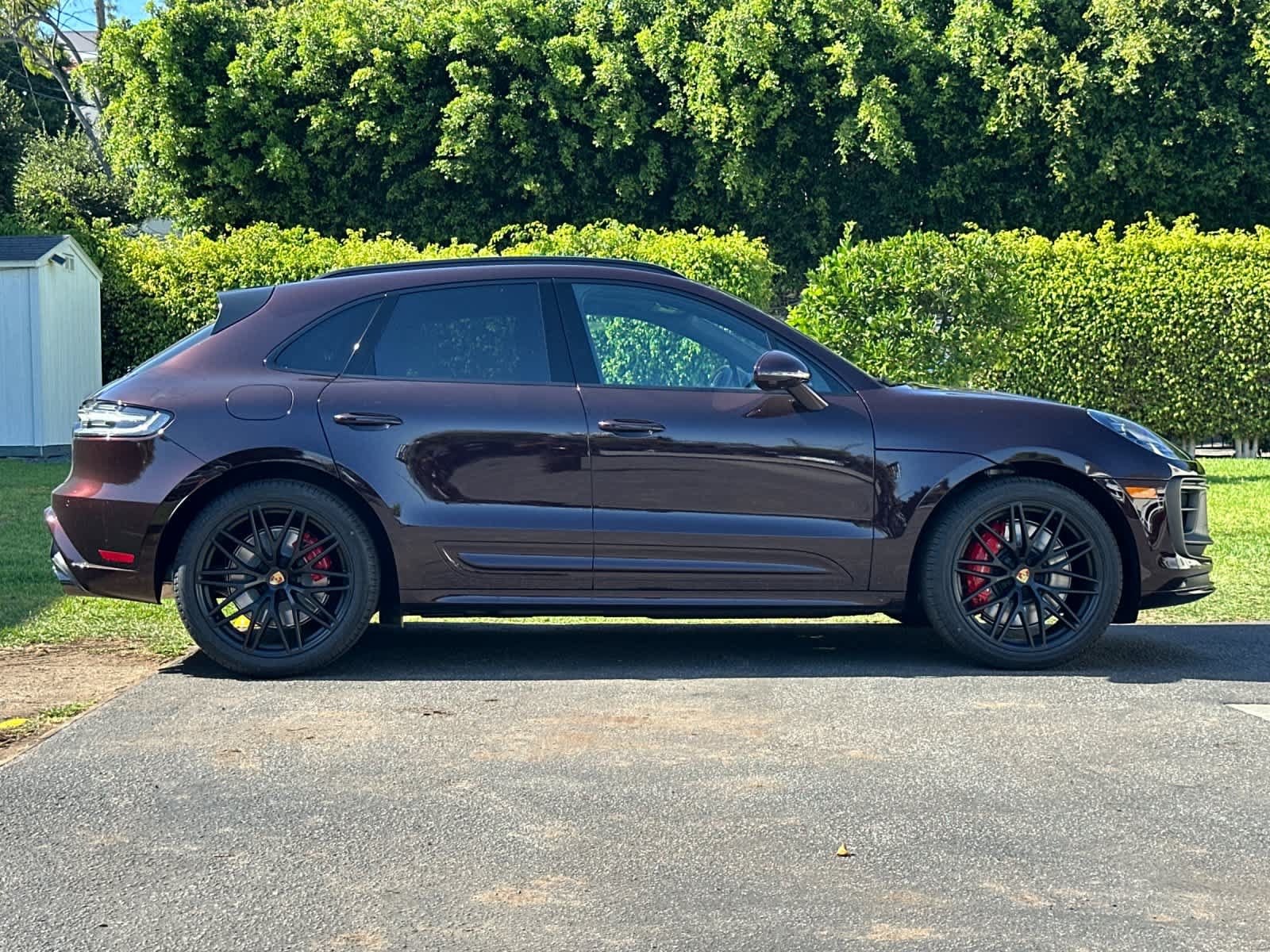 New 2026 Porsche Macan GTS AWD/4WD image 9