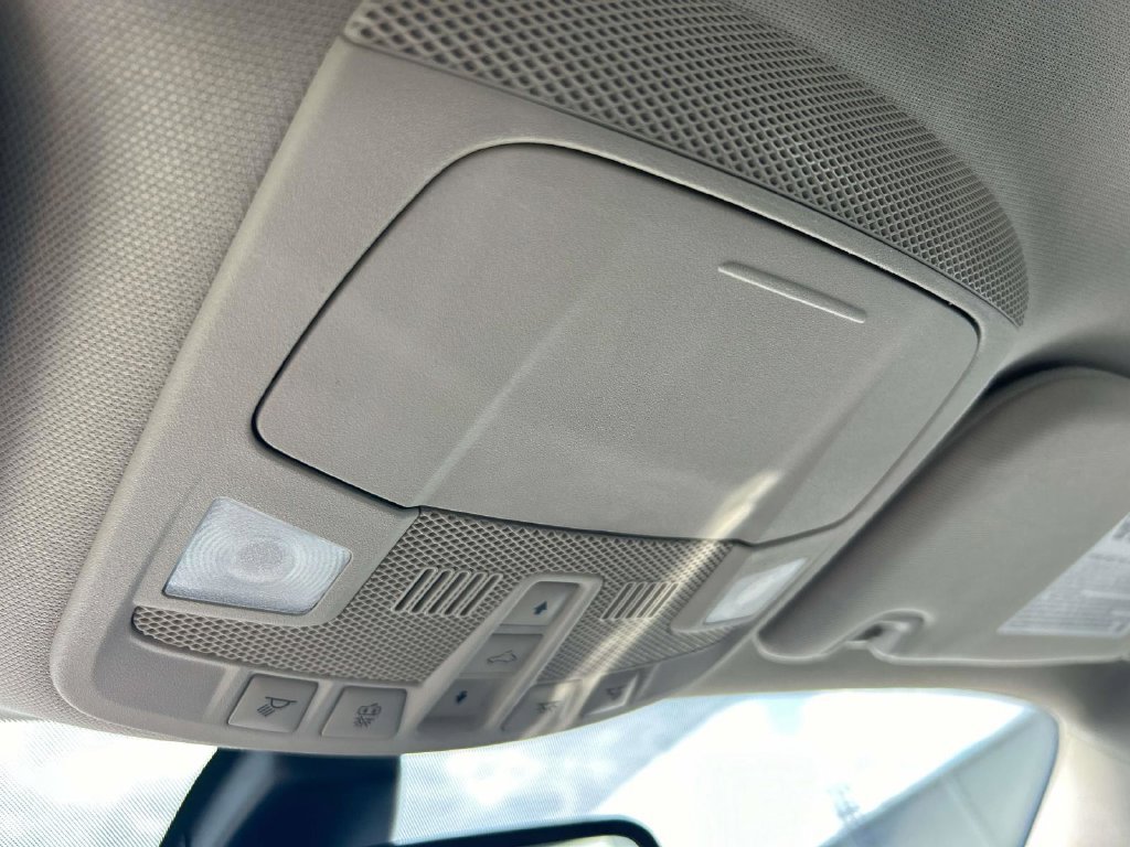 Used 2020 Ford Fusion SE FWD image 41