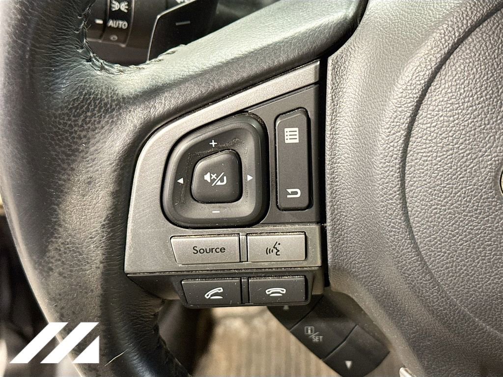 Used 2017 Subaru Outback 2.5i Limited AWD/4WD image 12