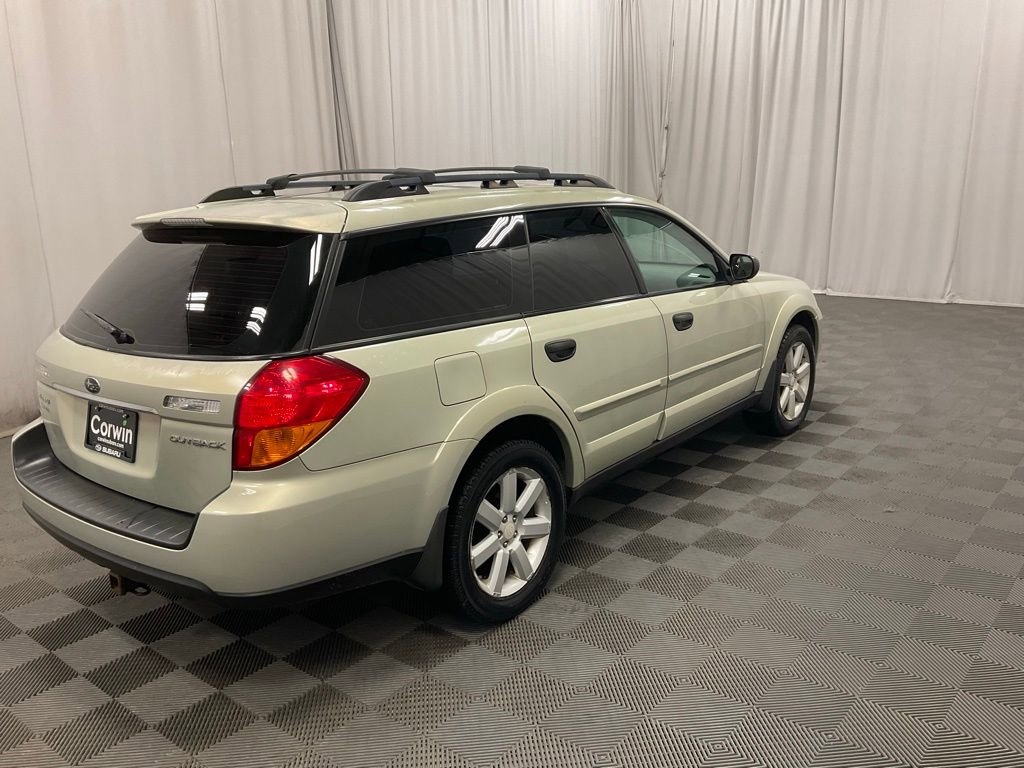 Used 2007 Subaru Outback 2.5i image 3