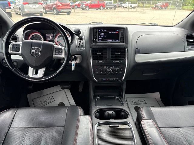 Used 2020 Dodge Grand Caravan GT FWD image 14