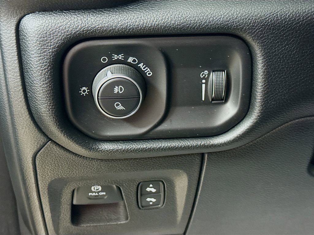 Used 2022 RAM 1500 Big Horn image 10