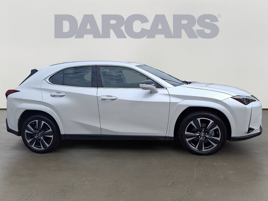 Used 2023 Lexus UX 250h AWD w/ Accessory Package (Z2) image 7