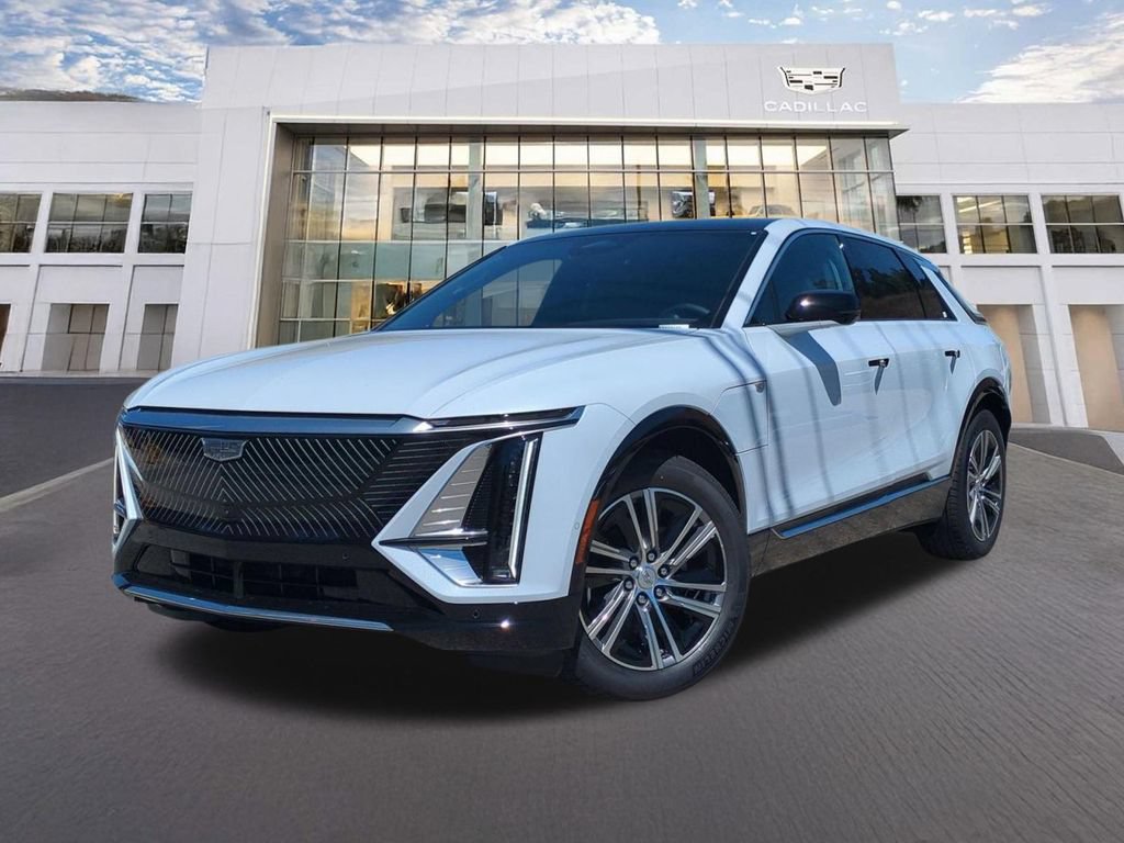 New 2026 Cadillac Lyriq Luxury