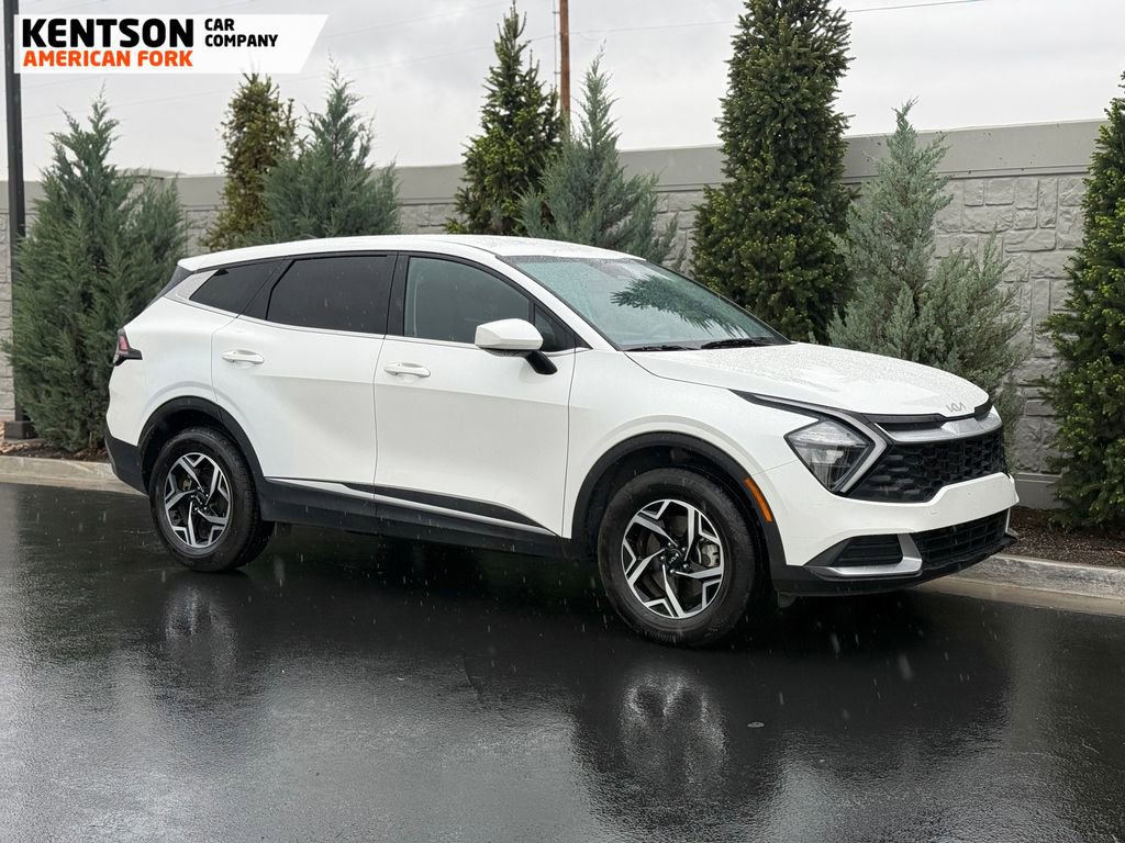 Used 2023 Kia Sportage LX AWD/4WD image 12