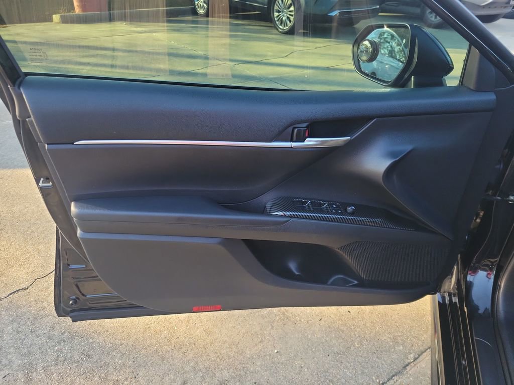 Certified 2022 Toyota Camry SE image 13