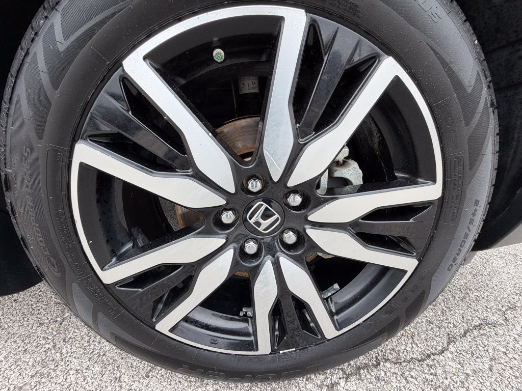 Used 2020 Honda Pilot Elite image 23