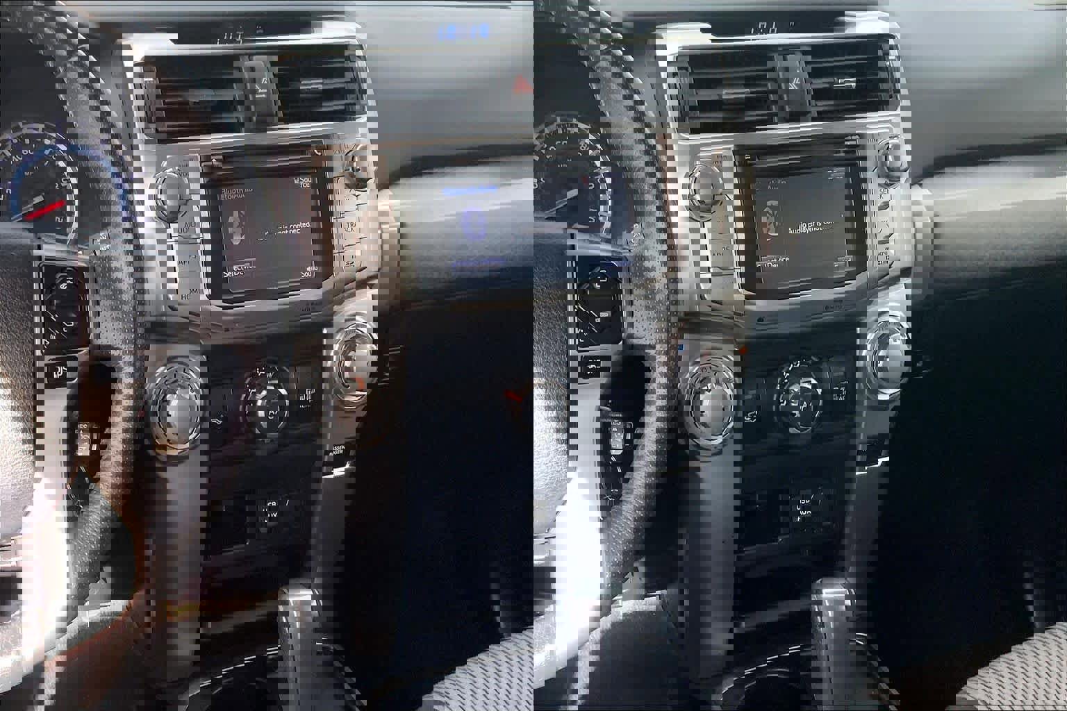 Used 2019 Toyota 4Runner SR5 image 7