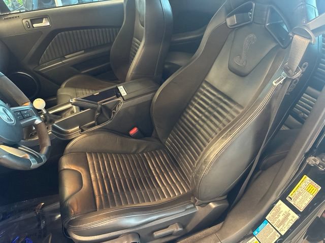 Used 2013 Ford Mustang Shelby GT500 RWD image 11