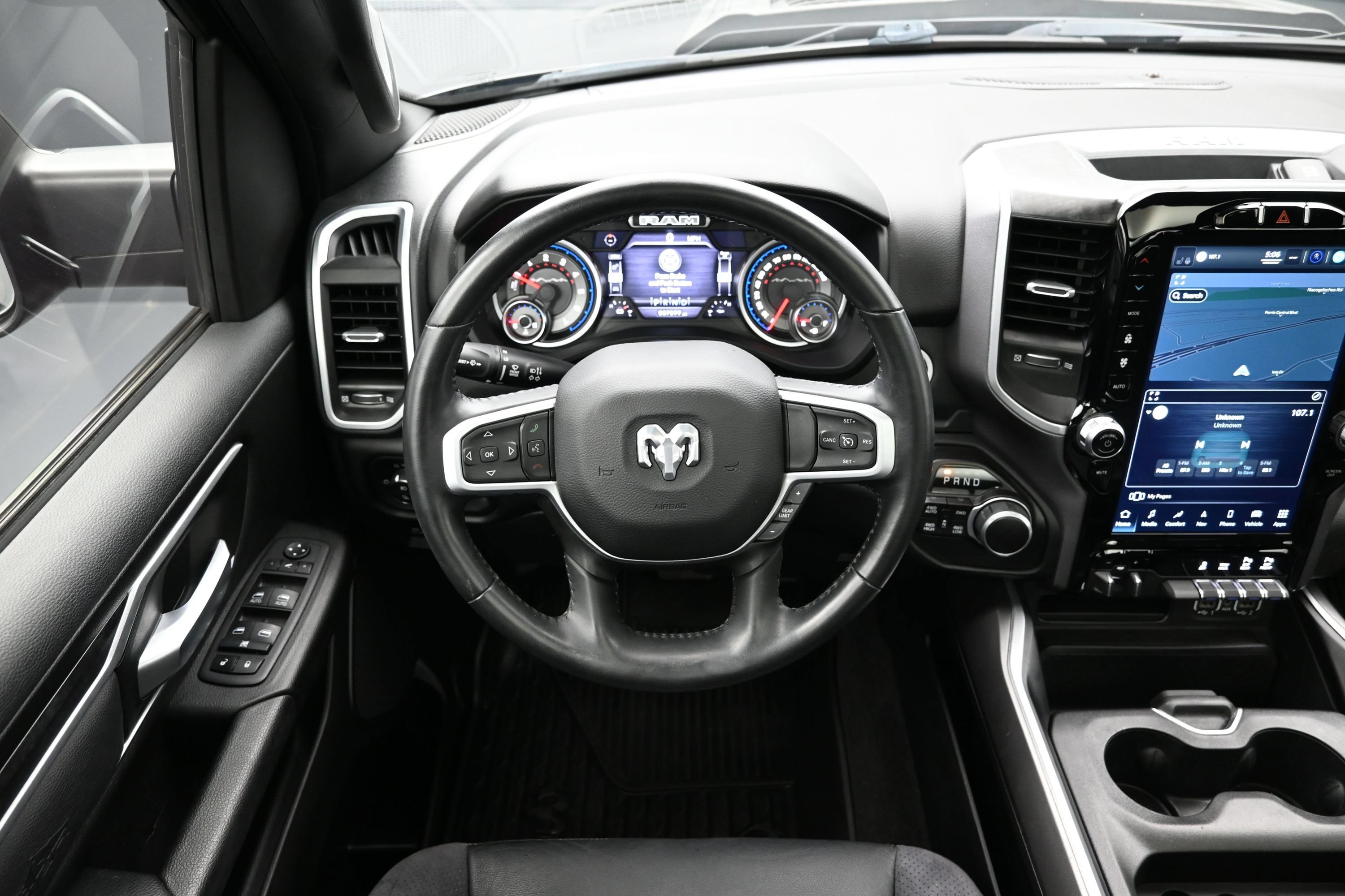 Used 2022 RAM 1500 Big Horn AWD/4WD image 26